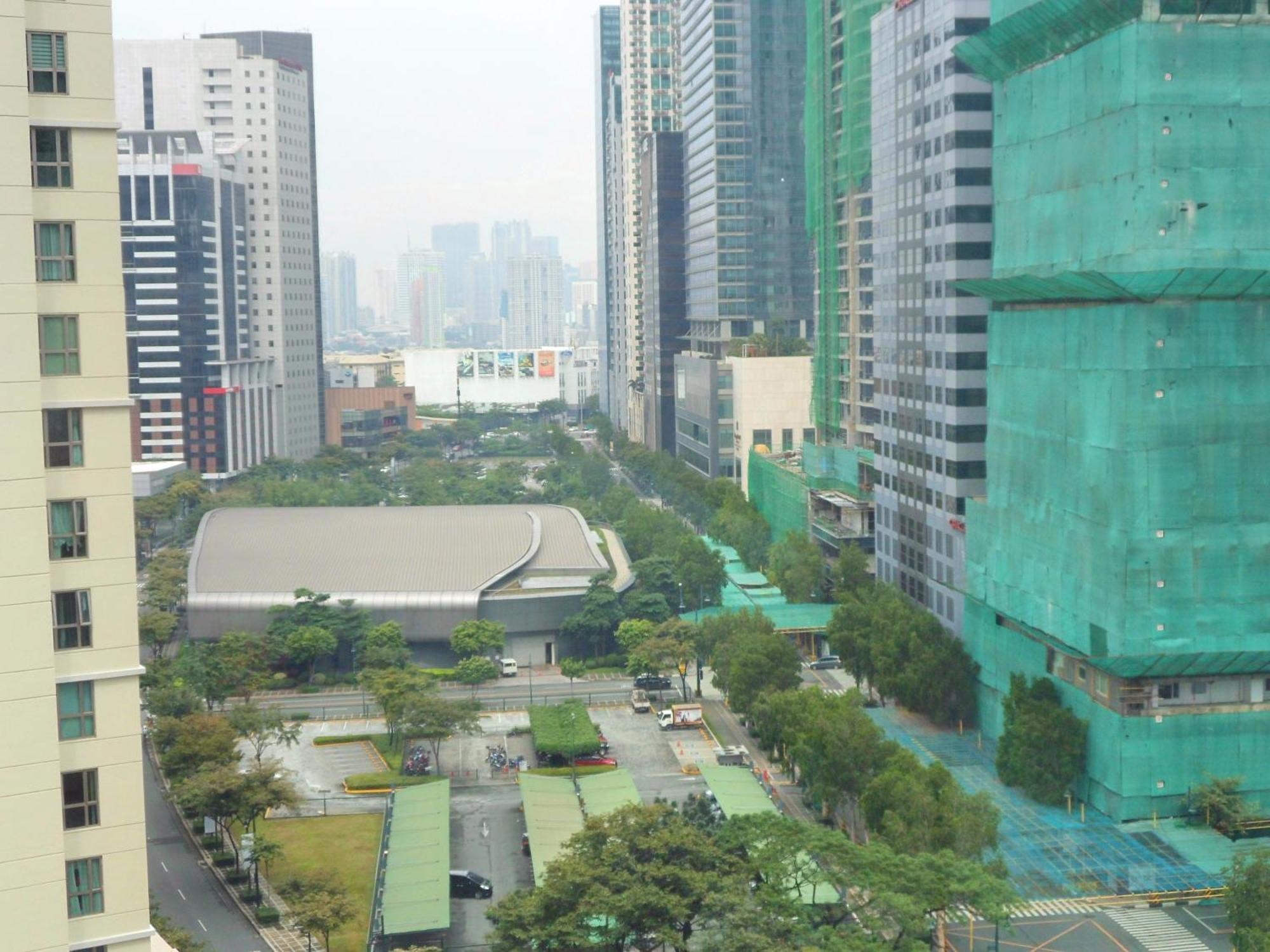 Avant Apartments At The Fort Taguig Bagian luar foto